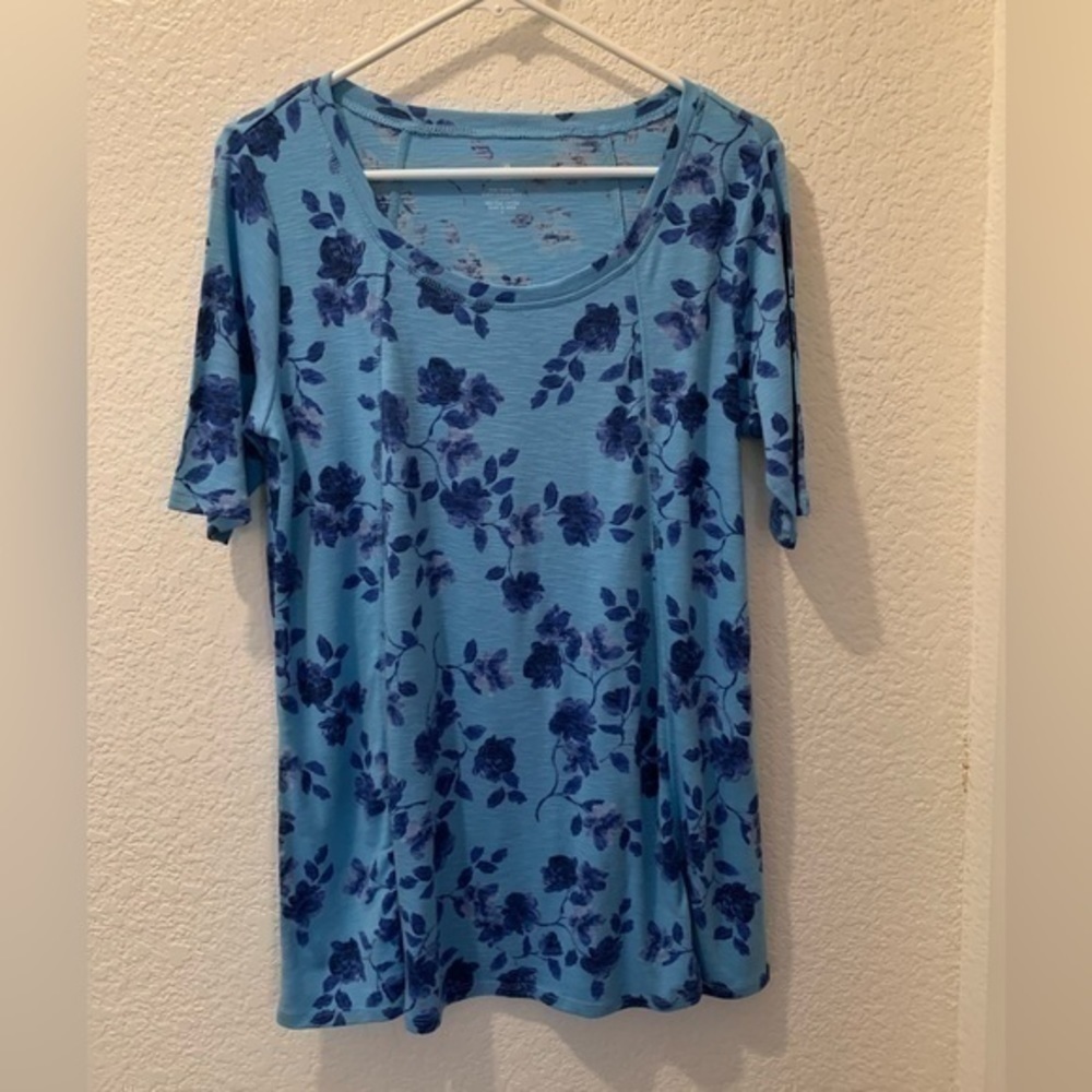 J Jill Pima Cotton floral top - Picture 3 of 10